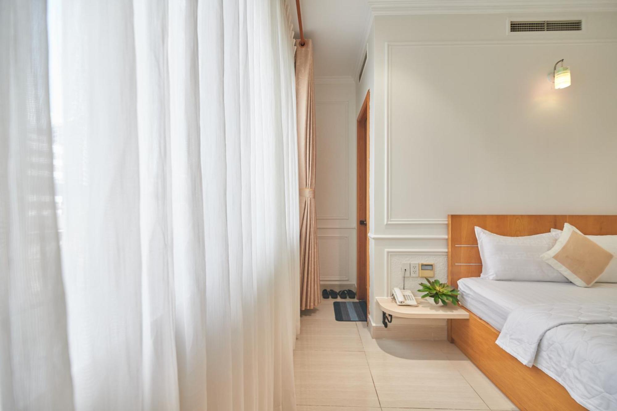 Bin Bin 10 - Mimosa Hotel Near Tan Son Nhat Airport โฮจิมินห์ซิตี้ ภายนอก รูปภาพ